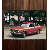 Металлическая табличка Toyota Carina 1600 2-door Limousine EU-spec (TA12)